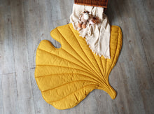 Load image into Gallery viewer, Leaf Play Mat - Autumn
