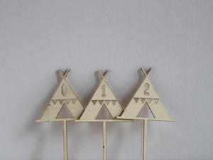 Numeral Cake Toppers: Tents